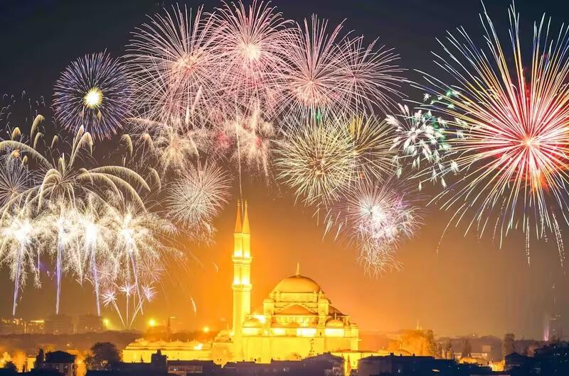 گلبرگ تور استانبول کریسمس و ژانویه 2026