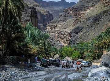 جاذبه ها و مسیرهای طبیعی شگفت انگیز عمان